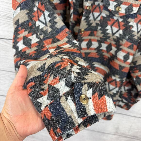 Haptics Plus Size Aztec Western Boho Fall Shacket Size 3X - Picture 3 of 8